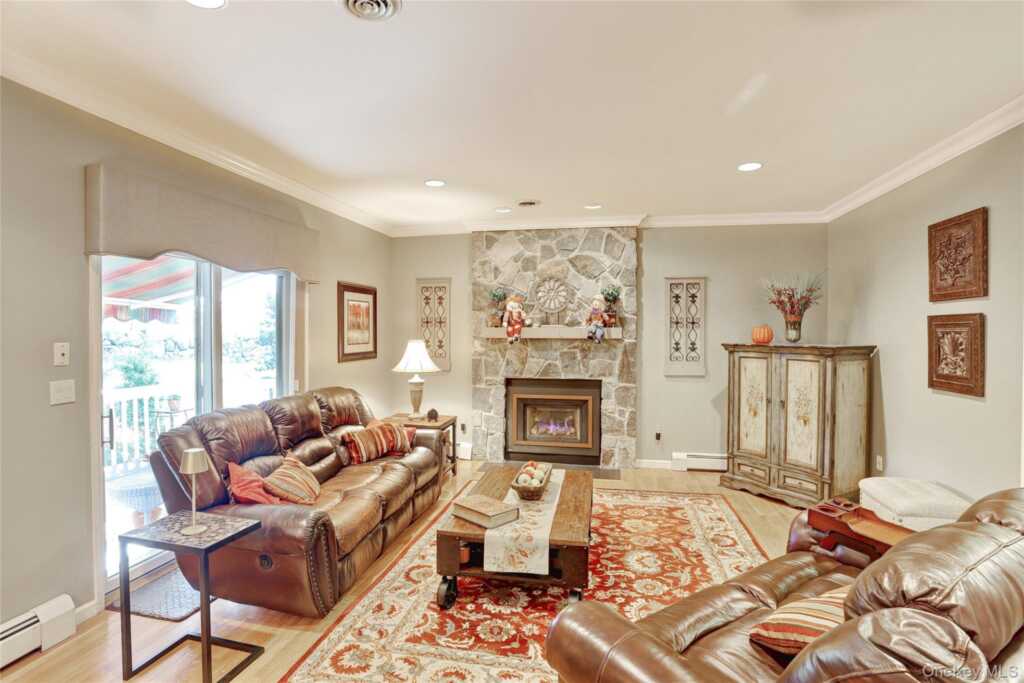 3 Mohawk Court, Stony Point, NY 10980 - Photo 12 of 35