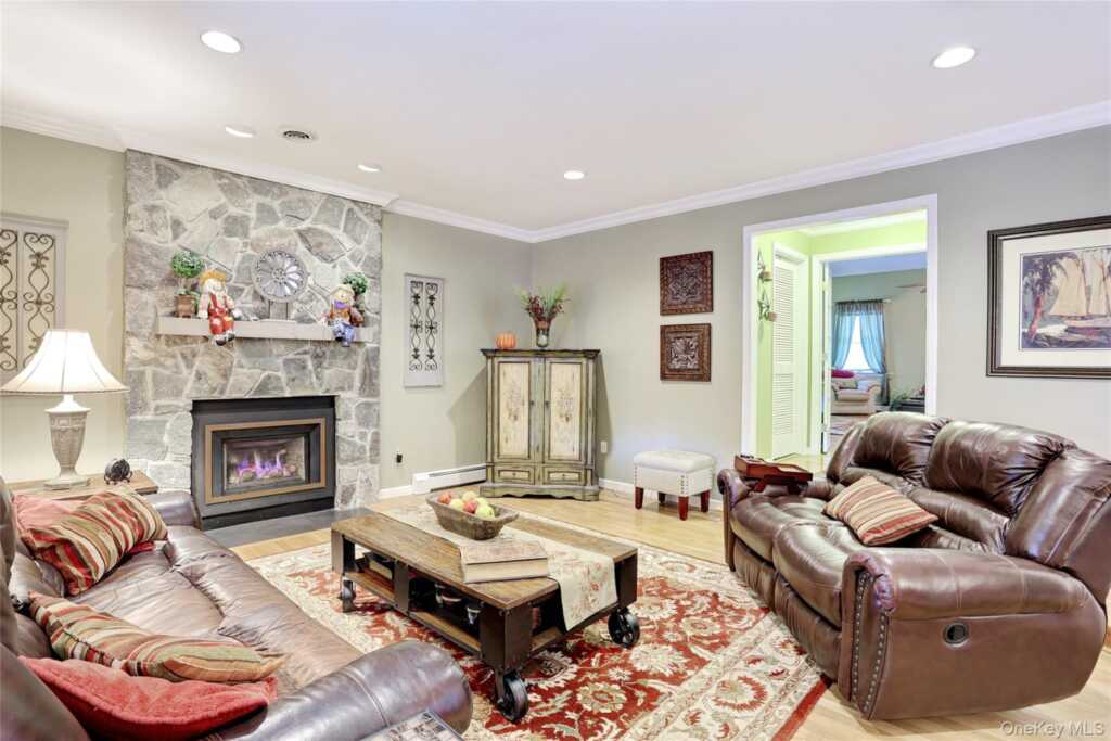 3 Mohawk Court, Stony Point, NY 10980 - Photo 13 of 35