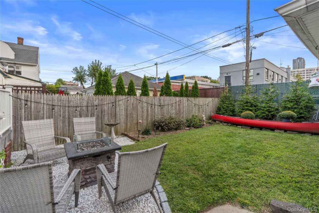 20 Lincoln Street, New Rochelle, NY 10801 - Photo 25 of 28