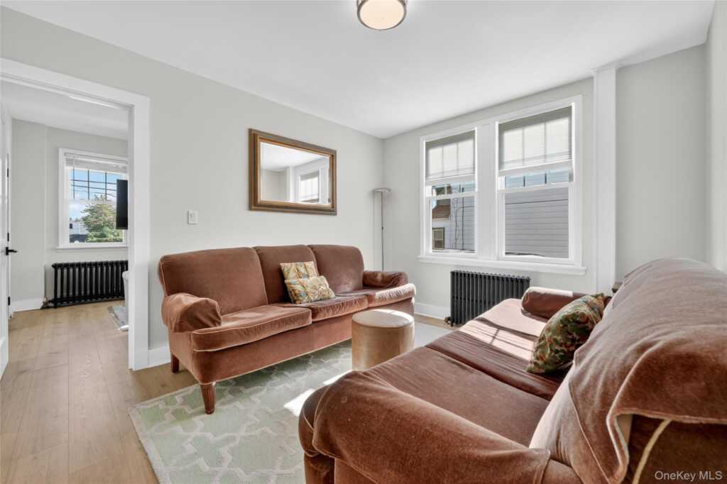 44 Madeleine Avenue, New Rochelle, NY 10801 - Photo 10 of 38