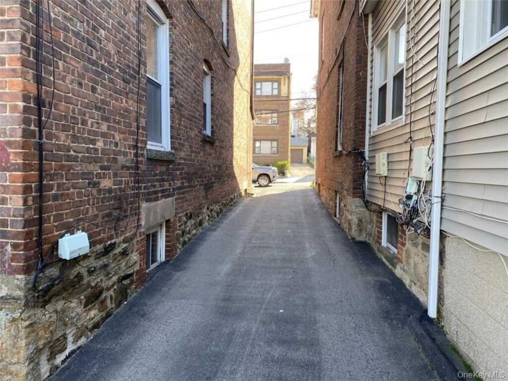 194 Webster Avenue, New Rochelle, NY 10801 - Photo 12 of 21