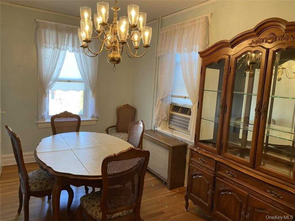 194 Webster Avenue, New Rochelle, NY 10801 - Photo 7 of 21