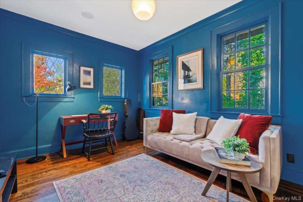 1017 The Parkway, Rye, NY 10543 - Photo 11 of 41