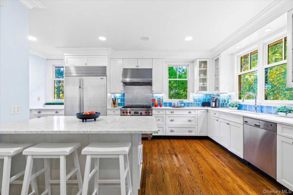 1017 The Parkway, Rye, NY 10543 - Photo 14 of 41