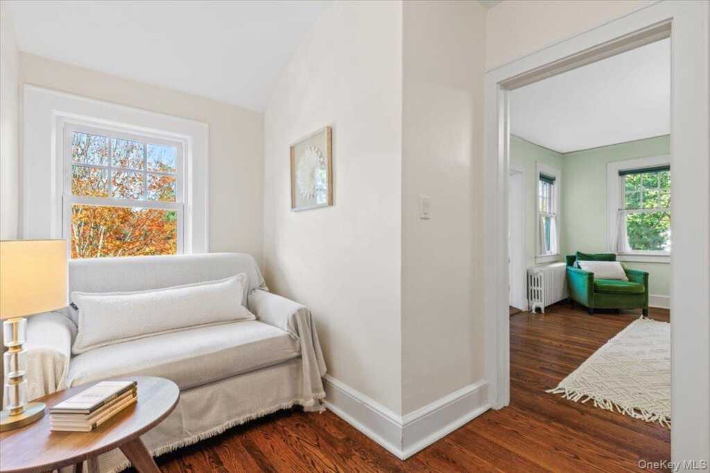 1017 The Parkway, Rye, NY 10543 - Photo 18 of 41