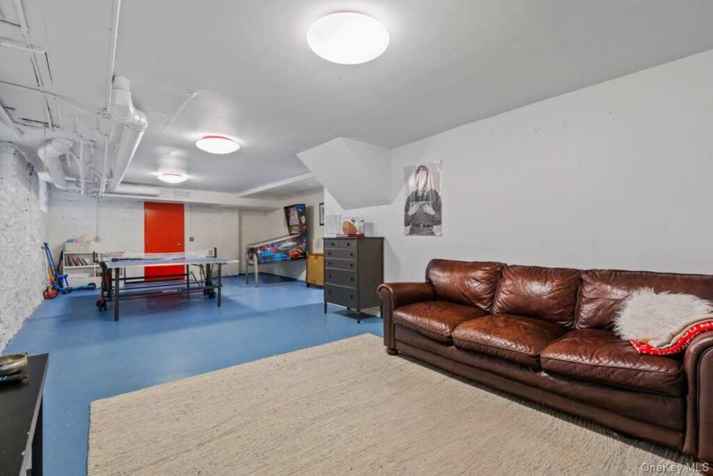 1017 The Parkway, Rye, NY 10543 - Photo 28 of 41