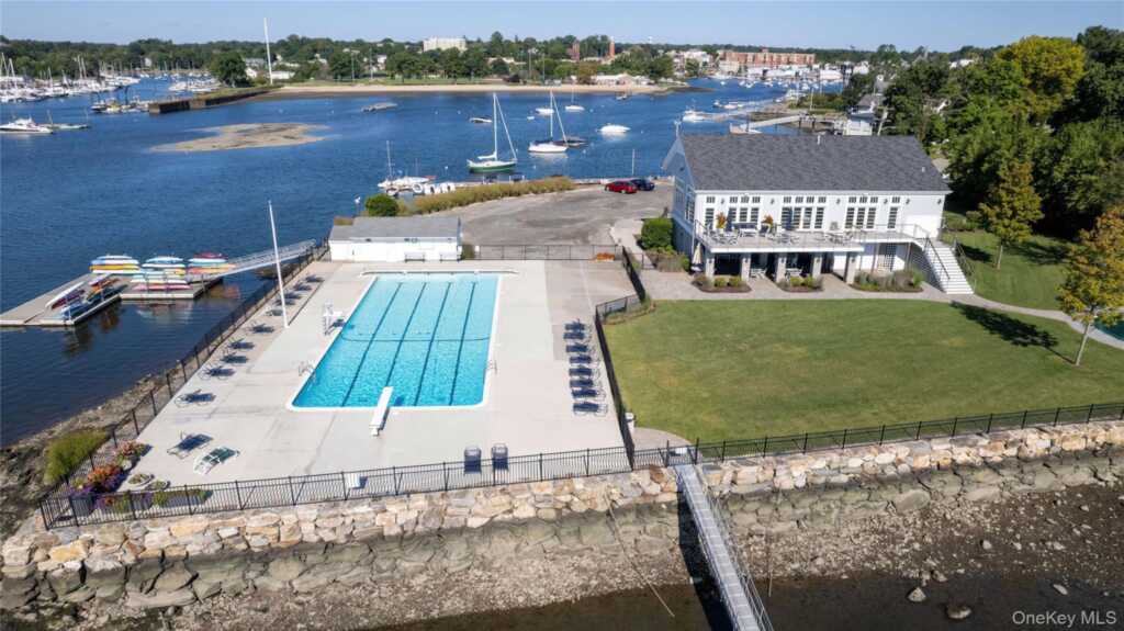 1017 The Parkway, Rye, NY 10543 - Photo 36 of 41