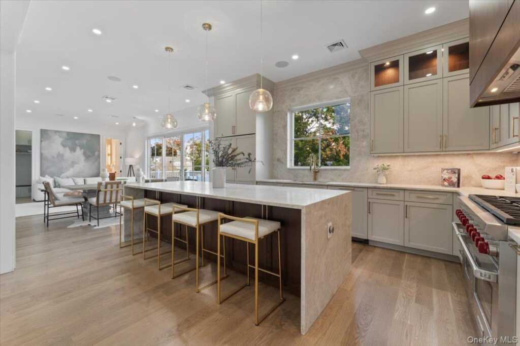 50 Franklin Avenue, Rye, NY 10580 - Photo 4 of 46