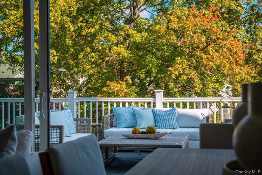 50 Franklin Avenue, Rye, NY 10580 - Photo 8 of 46