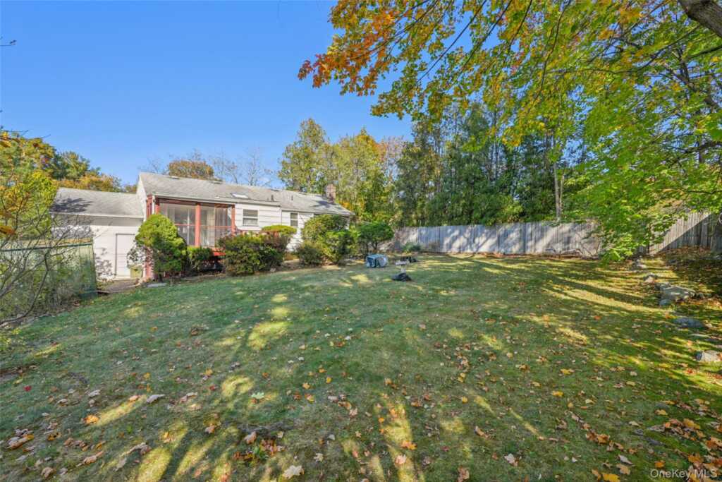 71 Dora Lane, New Rochelle, NY 10804 - Photo 39 of 41