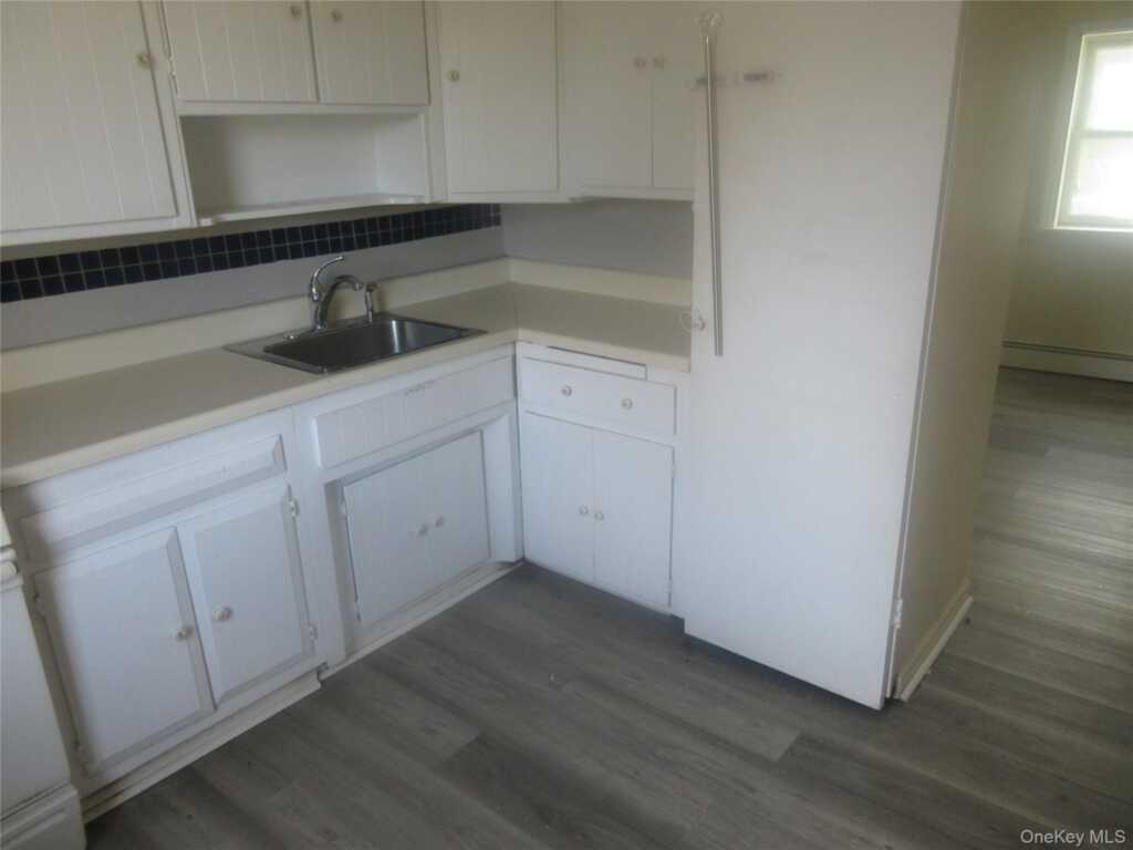 122 Liberty Drive, Stony Point, NY 10980 - Photo 9 of 32