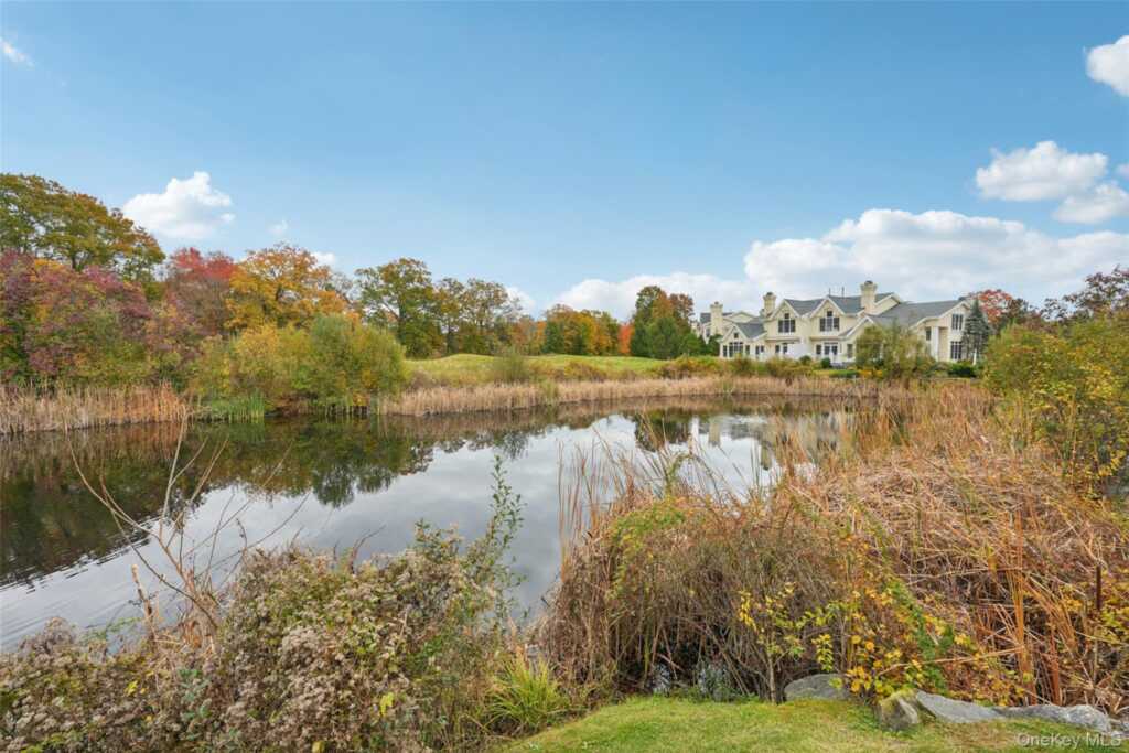 15 Arrowwood Circle, Rye, NY 10573 - Photo 22 of 31