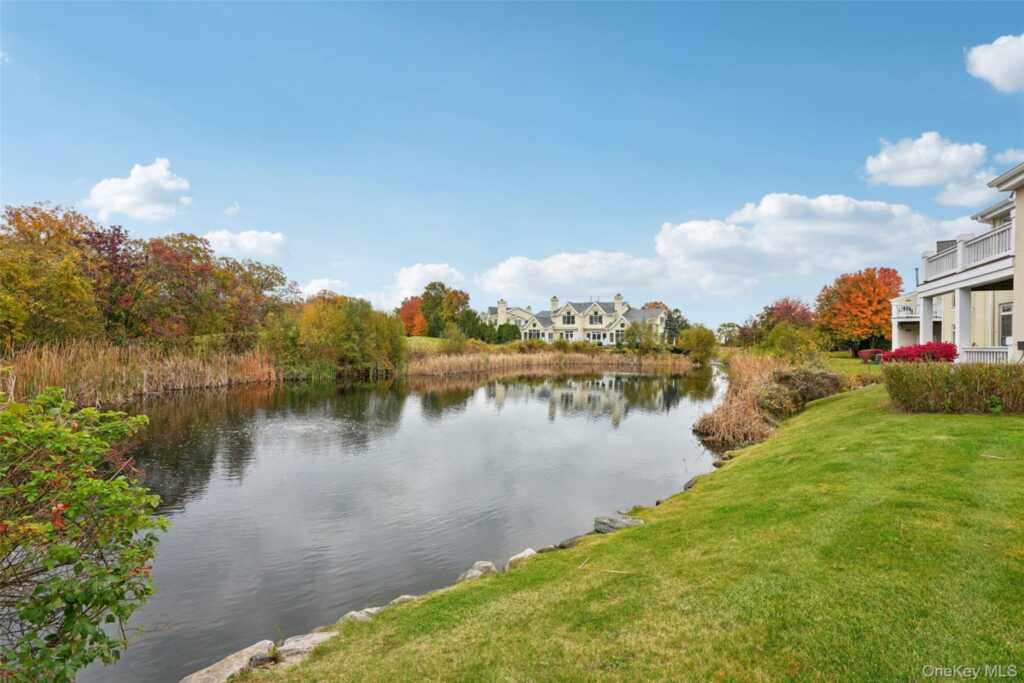 15 Arrowwood Circle, Rye, NY 10573 - Photo 24 of 31