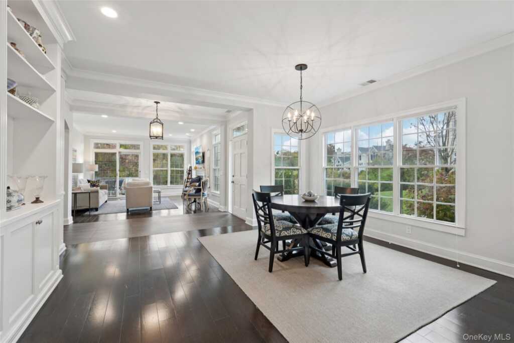 15 Arrowwood Circle, Rye, NY 10573 - Photo 6 of 31