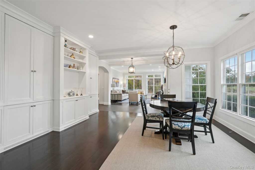 15 Arrowwood Circle, Rye, NY 10573 - Photo 7 of 31