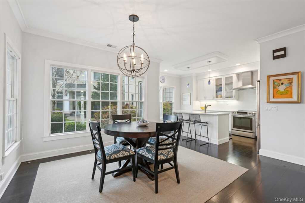 15 Arrowwood Circle, Rye, NY 10573 - Photo 8 of 31