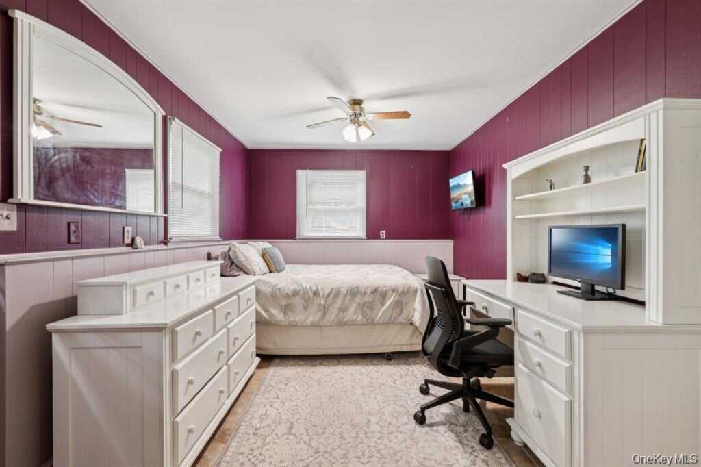 118 Standish Drive, Pearl River, NY 10965 - Photo 23 of 38