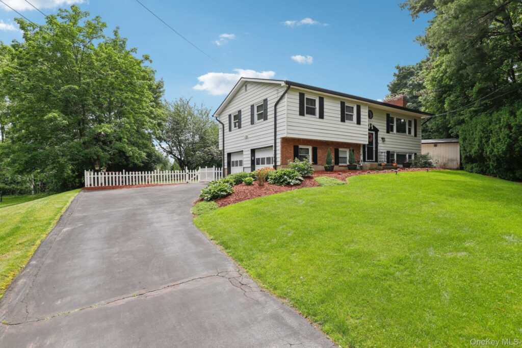 118 Standish Drive, Pearl River, NY 10965 - Photo 38 of 38