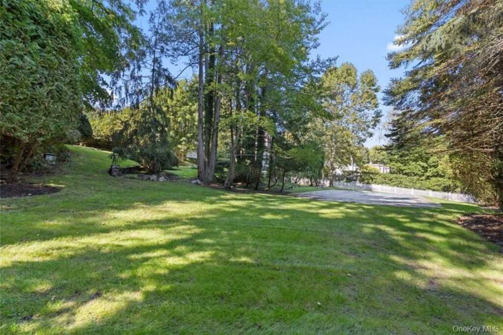 11 Billington Court, Rye, NY 10580 - Photo 33 of 39