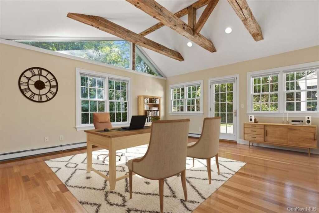 11 Billington Court, Rye, NY 10580 - Photo 8 of 39