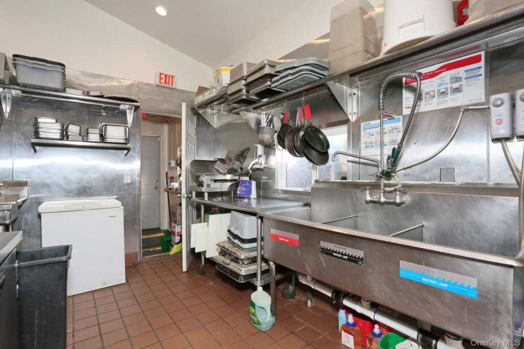 146 Liberty Drive, Stony Point, NY 10980 - Photo 20 of 31