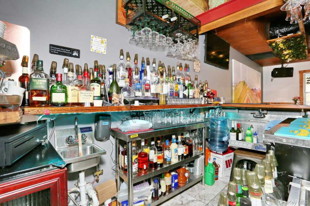 146 Liberty Drive, Stony Point, NY 10980 - Photo 9 of 31