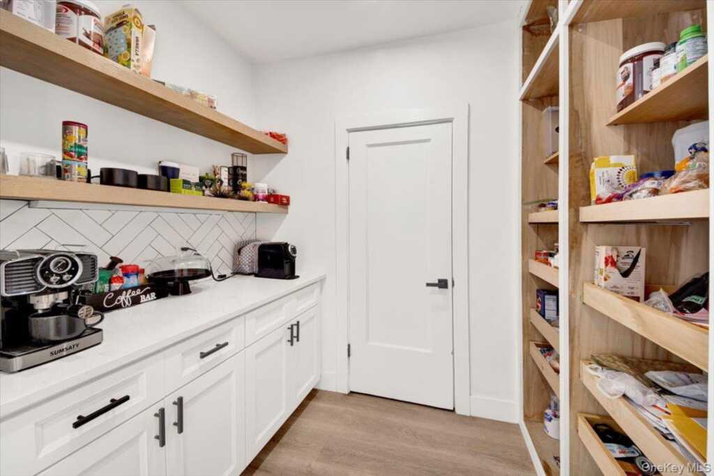 1 Slocum Street, New Rochelle, NY 10801 - Photo 11 of 49