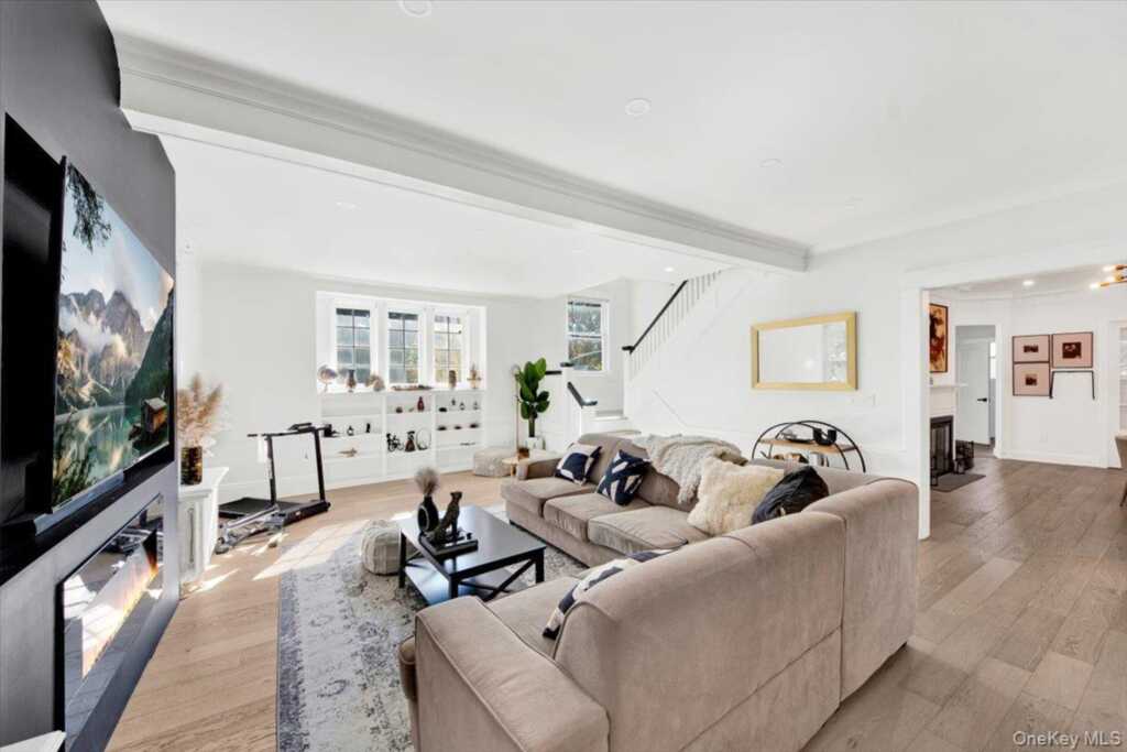 1 Slocum Street, New Rochelle, NY 10801 - Photo 16 of 49