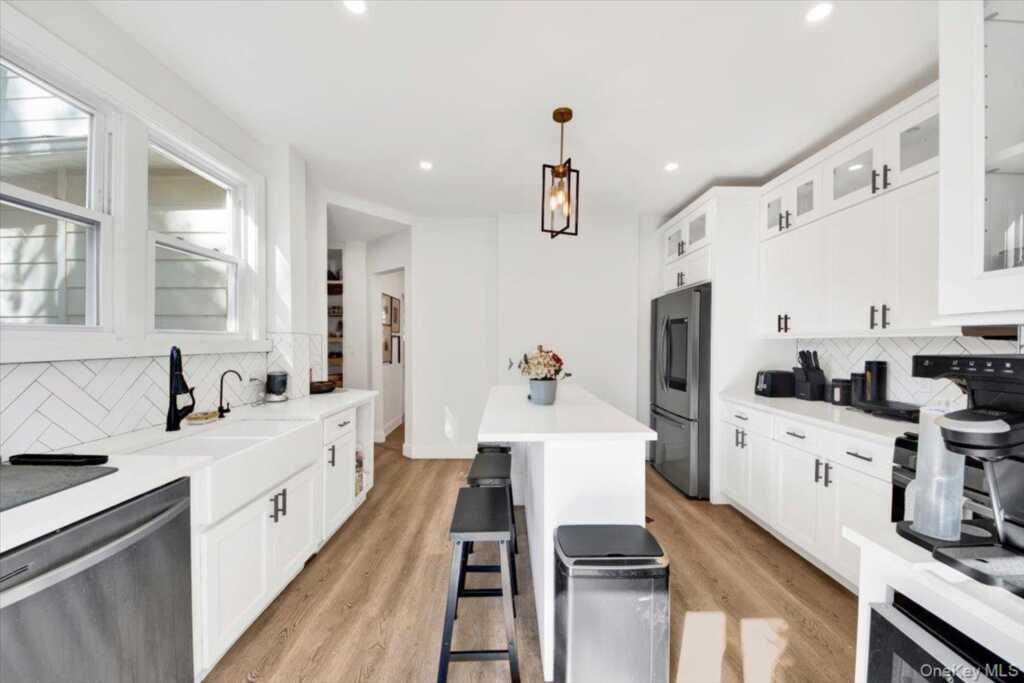 1 Slocum Street, New Rochelle, NY 10801 - Photo 8 of 49