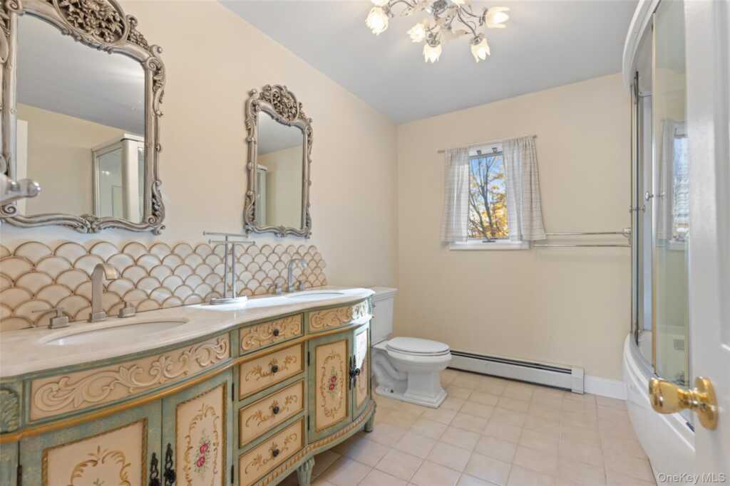 13 Mesa Place, Nanuet, NY 10954 - Photo 19 of 26