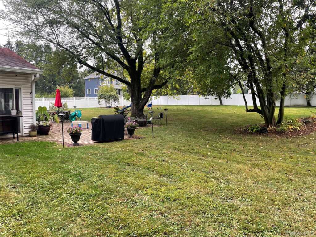 291 Little Tor Road, New City, NY 10956 - Photo 23 of 25