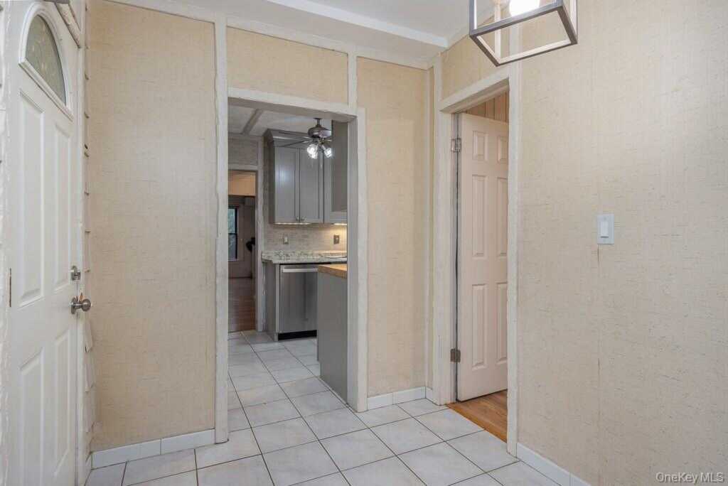 151 High Avenue, Unit #1, Nyack, NY 10960 - Photo 14 of 18