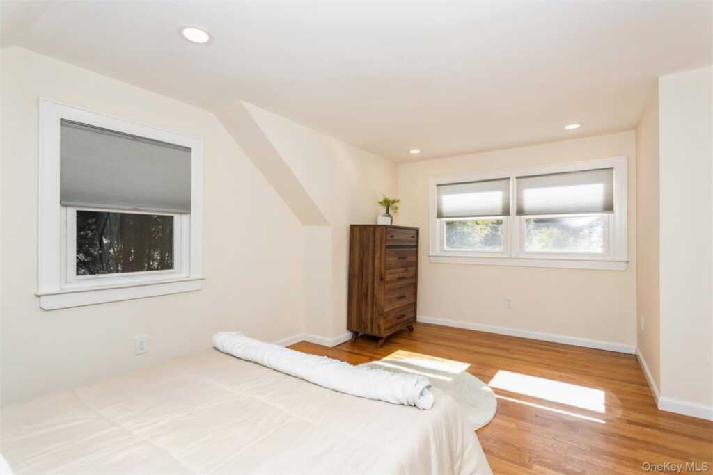 5 Brookside Avenue, New City, NY 10956 - Photo 27 of 48