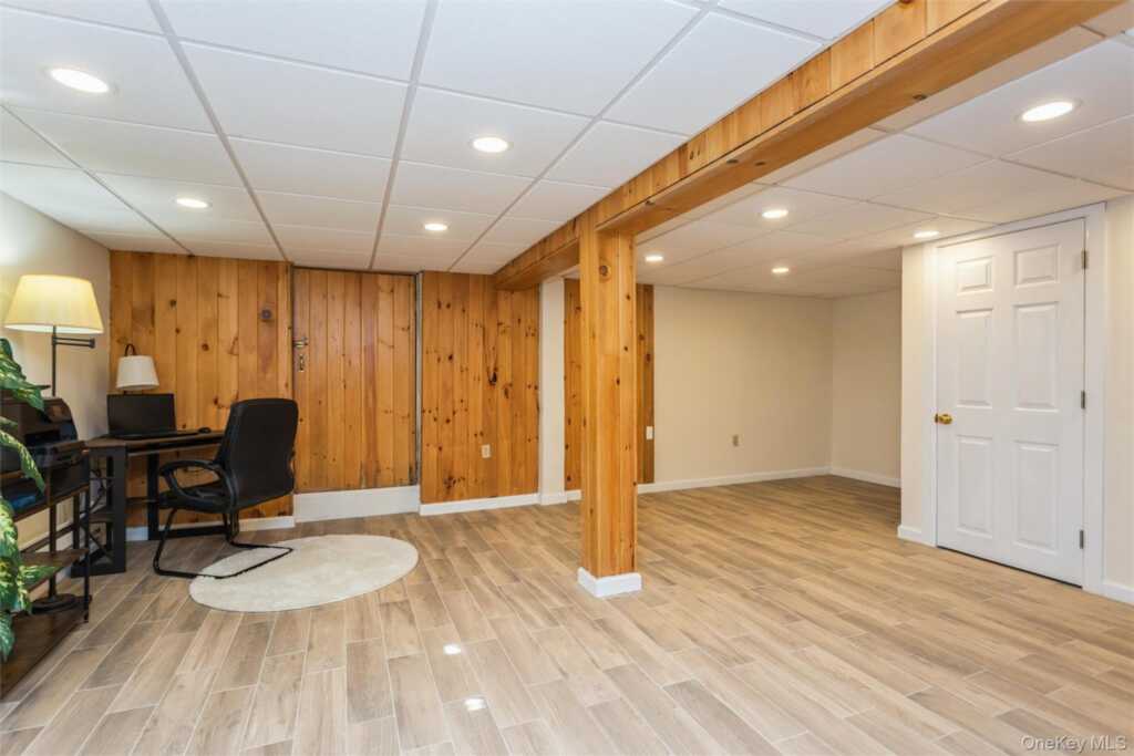 5 Brookside Avenue, New City, NY 10956 - Photo 30 of 48