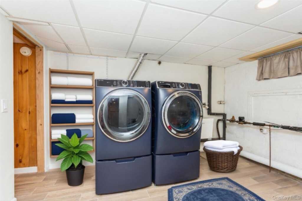 5 Brookside Avenue, New City, NY 10956 - Photo 34 of 48