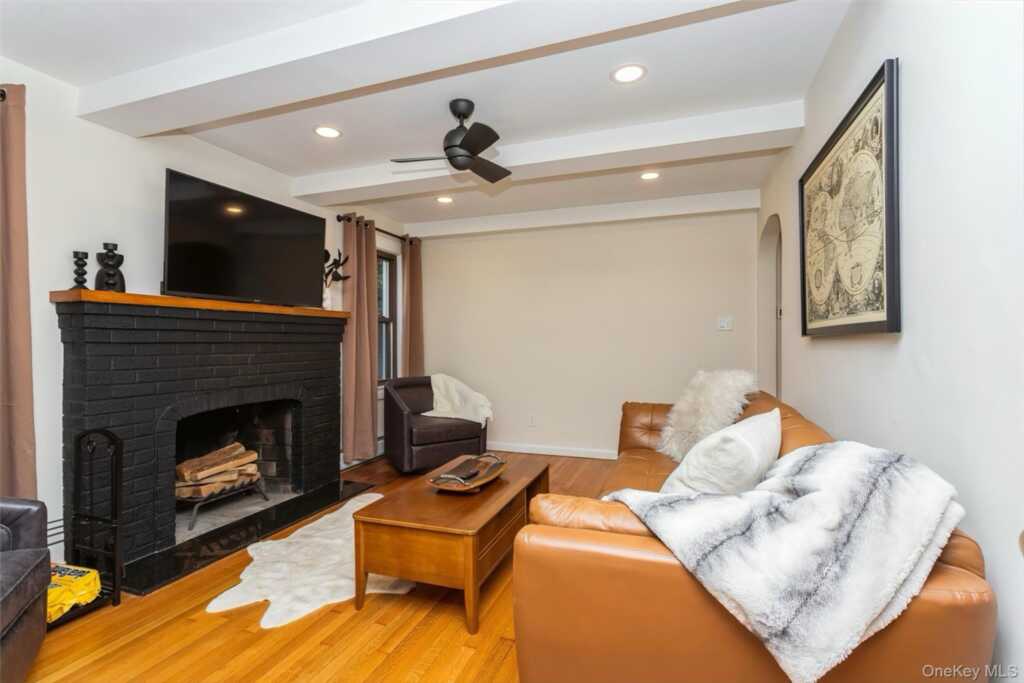 5 Brookside Avenue, New City, NY 10956 - Photo 5 of 48