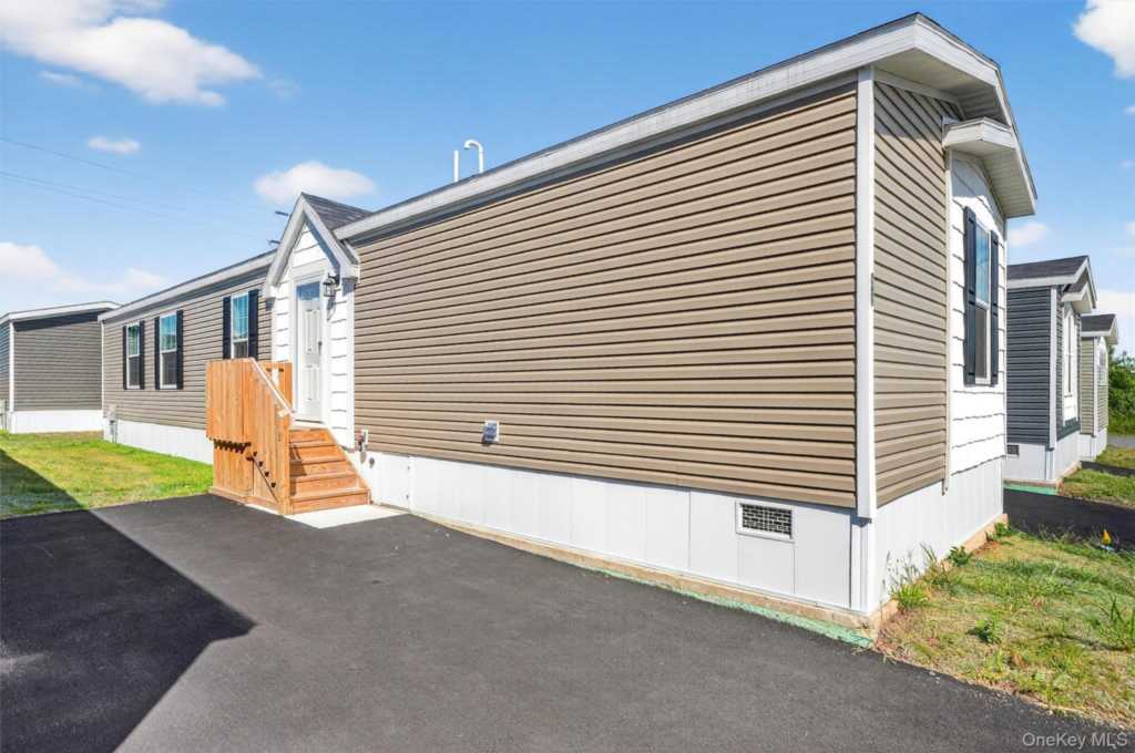 30 Ba Mar Drive, Stony Point, NY 10980 - Photo 4 of 44