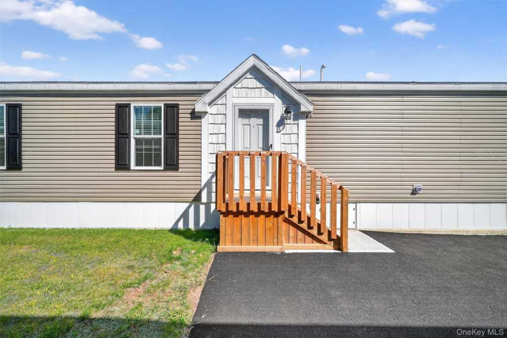 30 Ba Mar Drive, Stony Point, NY 10980 - Photo 5 of 44