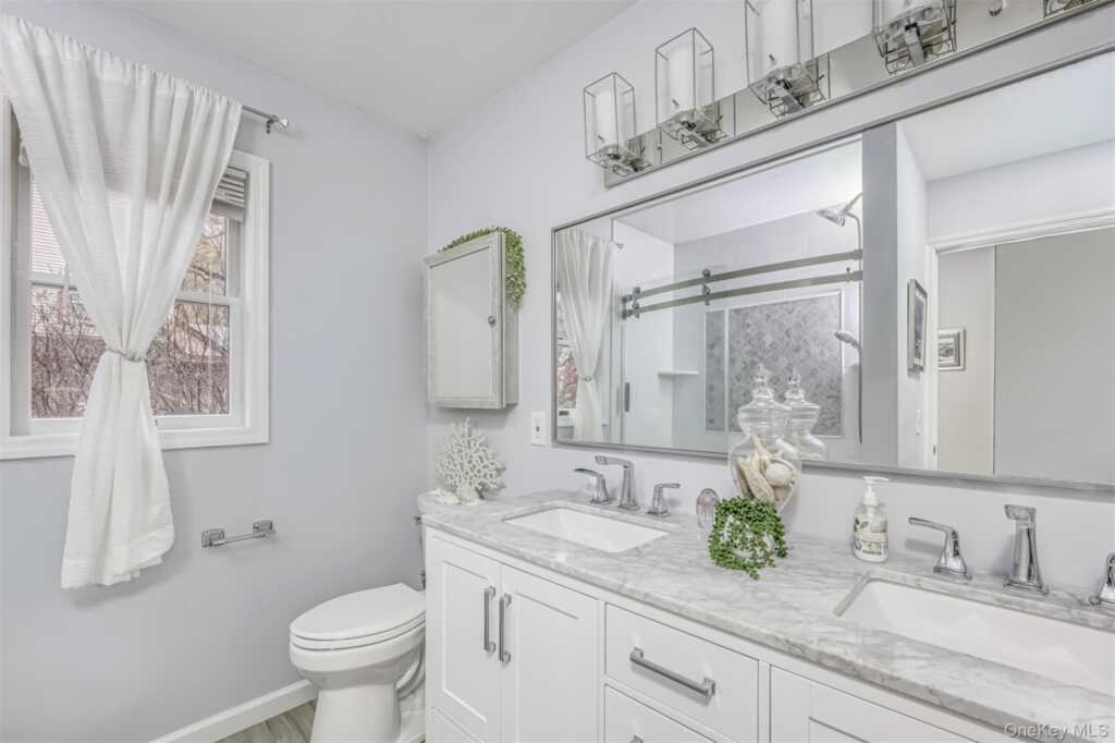 51 Woodland Drive, Suffern, NY 10901 - Photo 11 of 17