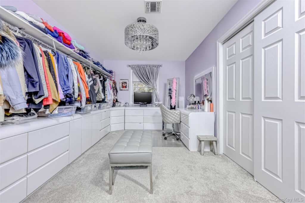 51 Woodland Drive, Suffern, NY 10901 - Photo 13 of 17