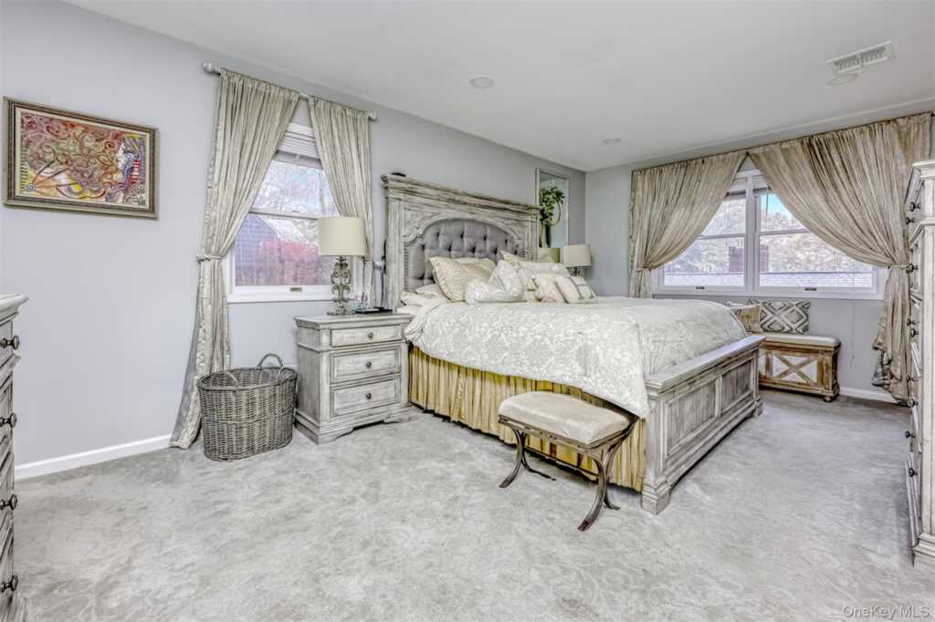 51 Woodland Drive, Suffern, NY 10901 - Photo 8 of 17