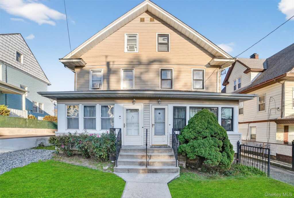 17 Mount Joy Place, New Rochelle, NY 10801