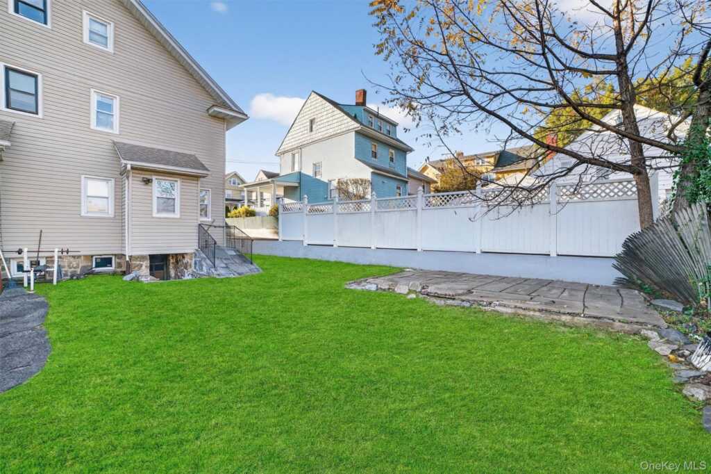 17 Mount Joy Place, New Rochelle, NY 10801 - Photo 21 of 21