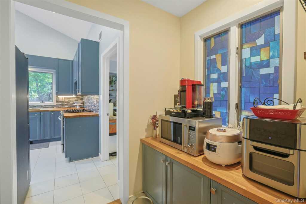 1150 Route 9W, Nyack, NY 10960 - Photo 15 of 48