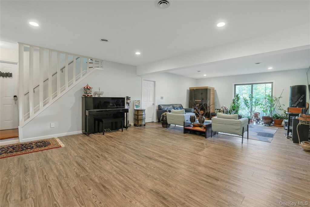 1150 Route 9W, Nyack, NY 10960 - Photo 32 of 48