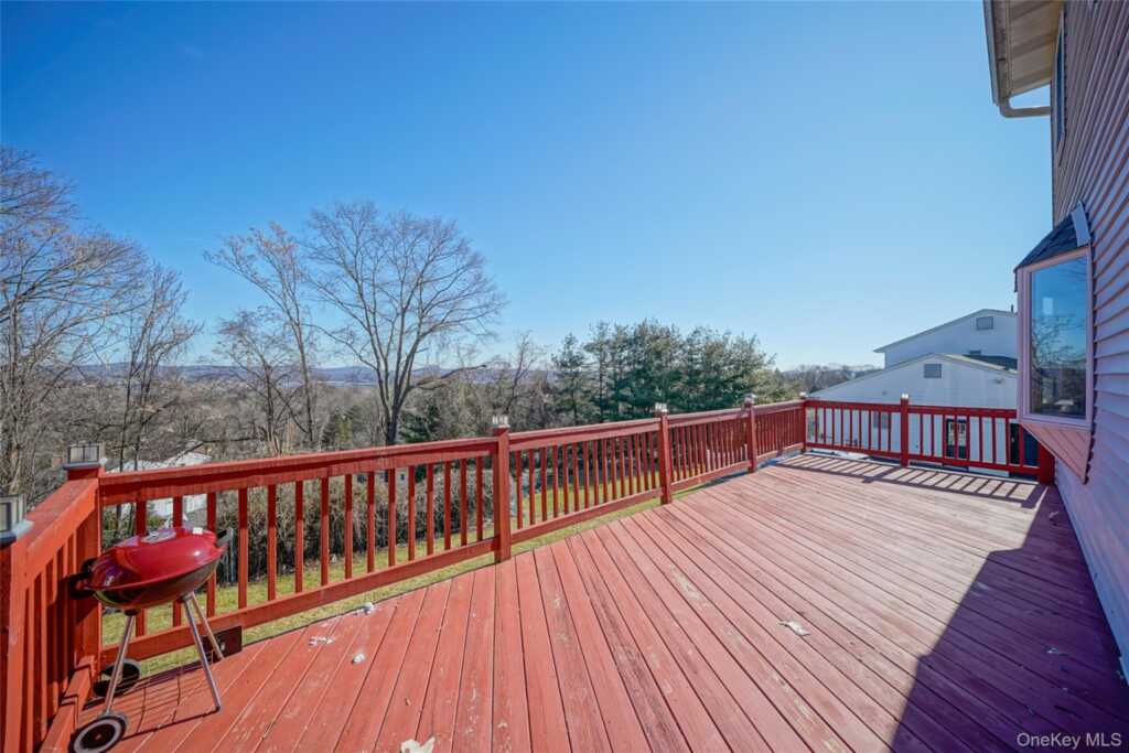 62 Walter Drive, Stony Point, NY 10980 - Photo 12 of 28