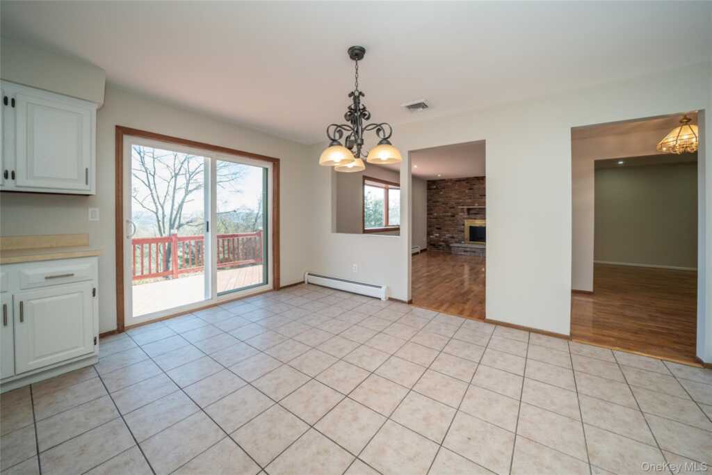 62 Walter Drive, Stony Point, NY 10980 - Photo 17 of 28