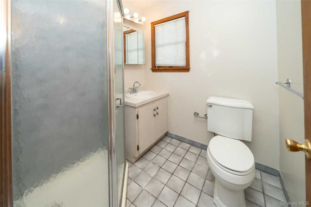 62 Walter Drive, Stony Point, NY 10980 - Photo 7 of 28