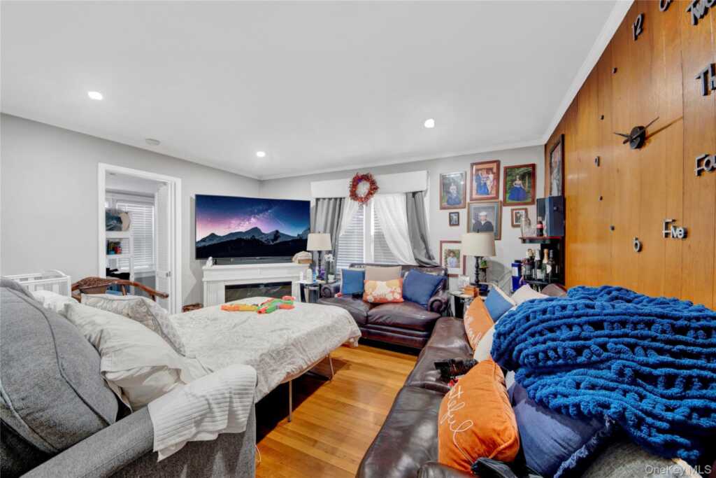 72 Park Avenue, White Plains, NY 10603 - Photo 14 of 33