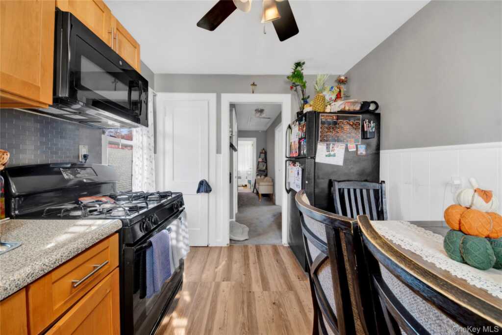 72 Park Avenue, White Plains, NY 10603 - Photo 21 of 33